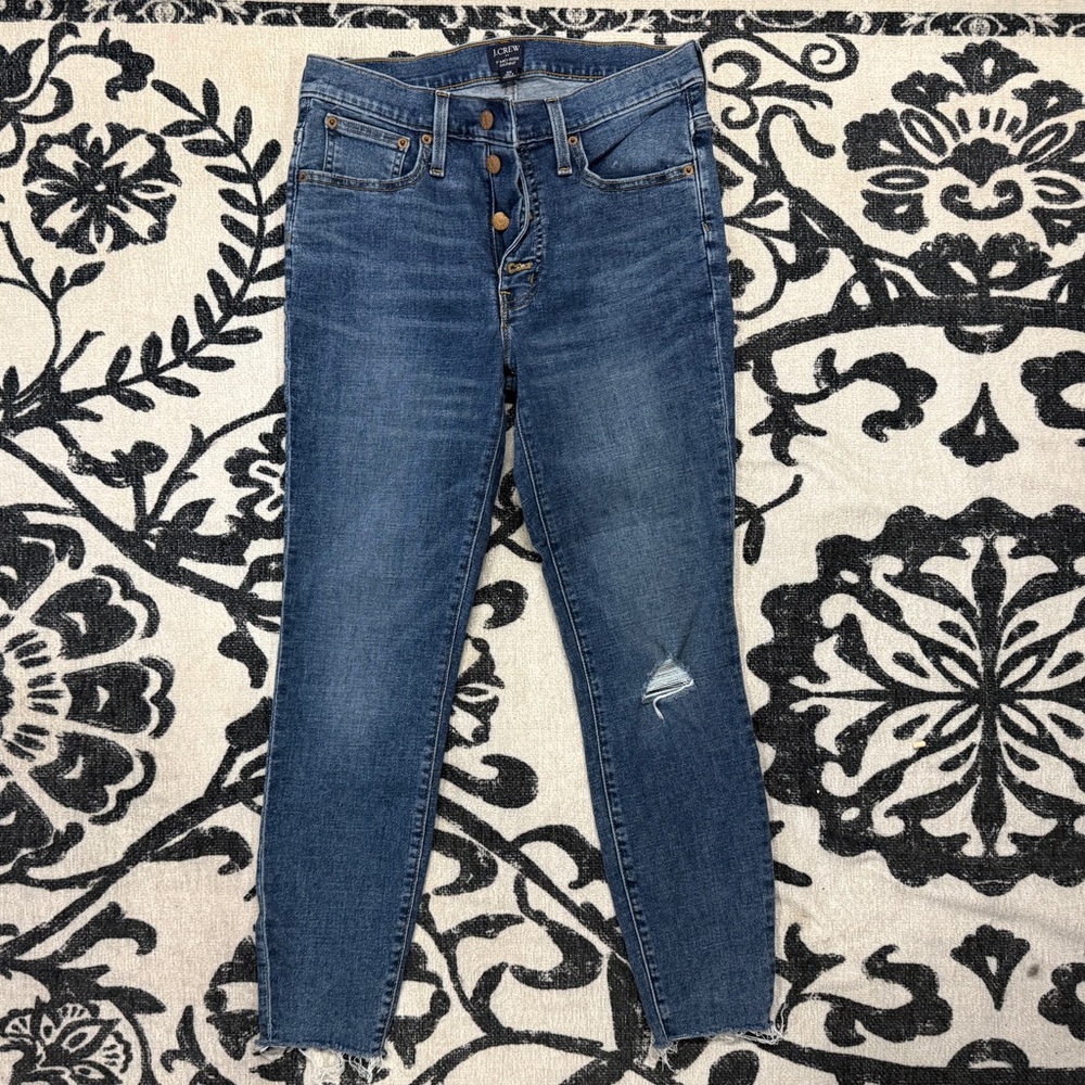 J Crew 8” mid-rise skinny button fly Denim Jeans